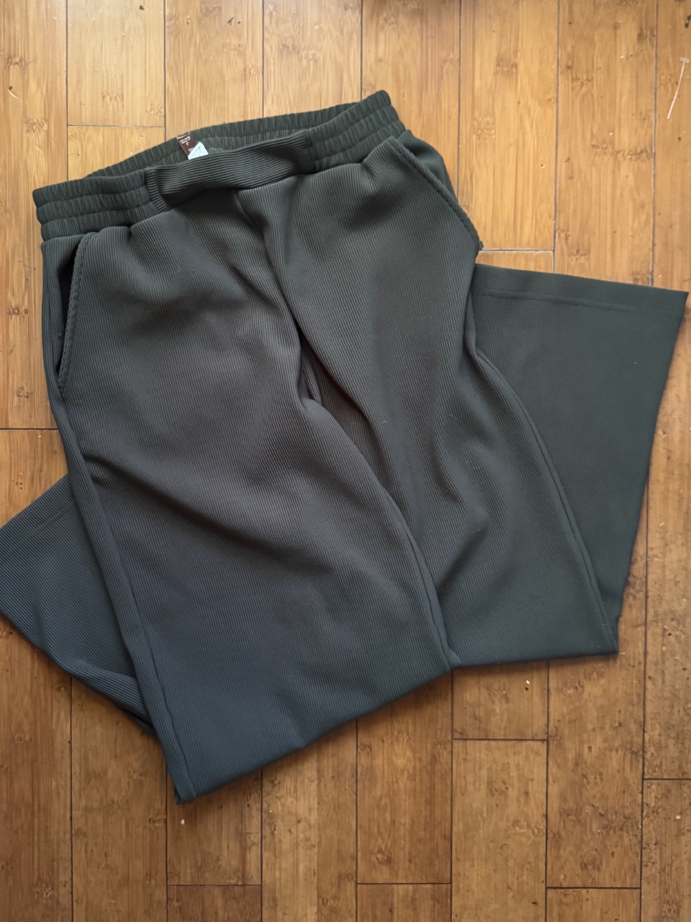Olive Ribbed Lounge Pants